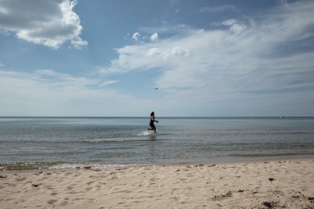 Lakeside Inn Ngoại thất bức ảnh